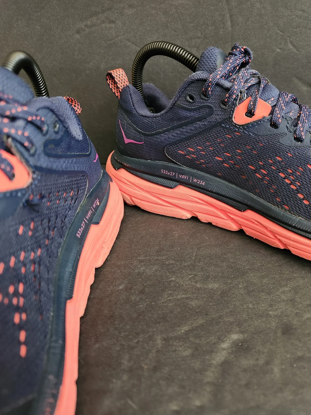 Hoka One One Challenger ATR 6 Navy Blue/Coral Running Shoes Women's Size 6.5